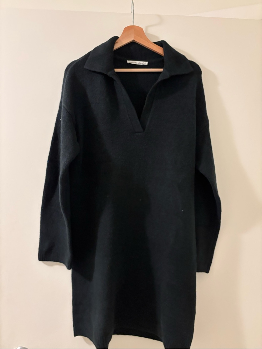 Abercrombie & Fitch Black V-Neck Collared Sweater Tunic